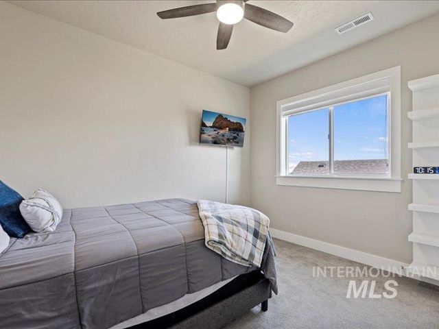 1683 Loch Ness, Middleton, ID 83644