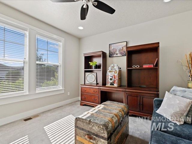 1683 Loch Ness, Middleton, ID 83644