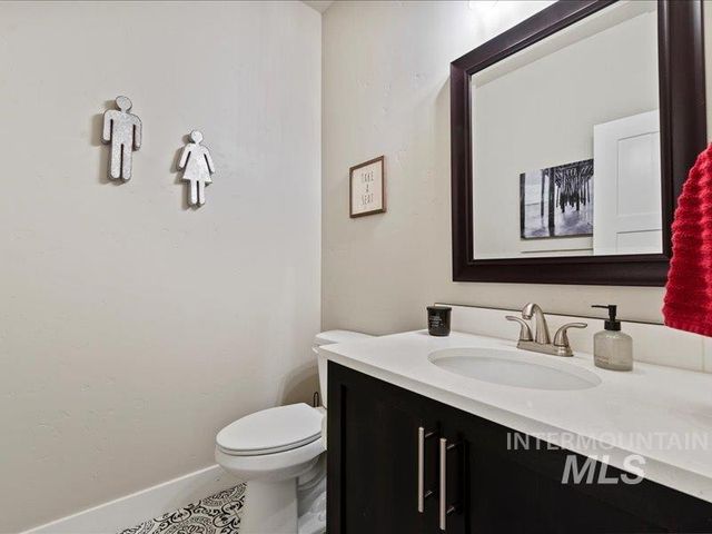 1683 Loch Ness, Middleton, ID 83644