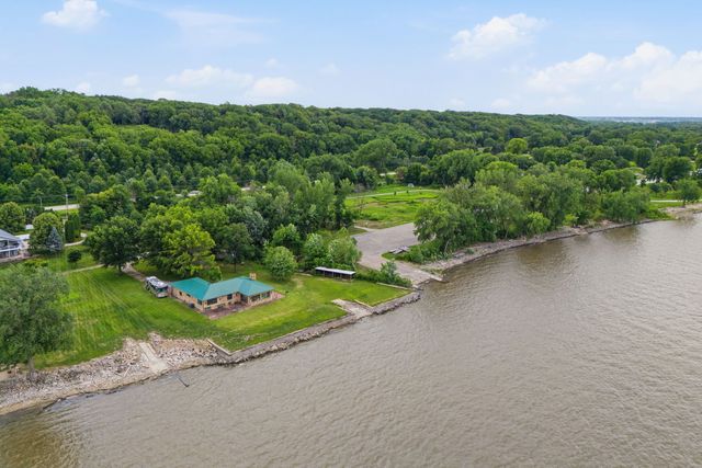 1501 State Avenue, Hampton, IL 61256