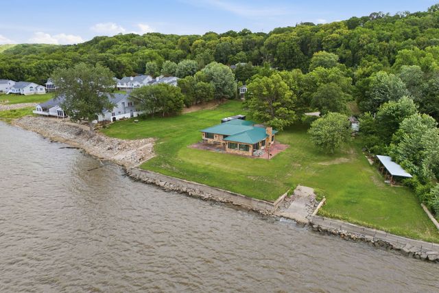 1501 State Avenue, Hampton, IL 61256