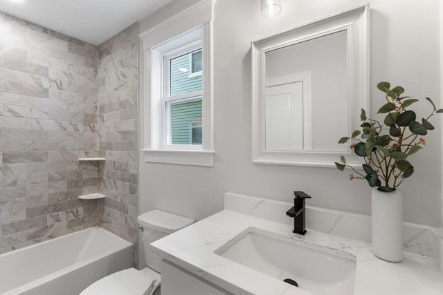 227 Highland Ave 2, Somerville, MA 02143