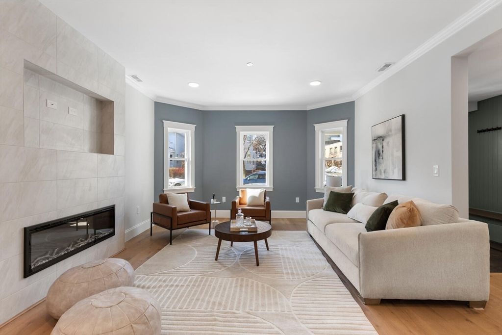 227 Highland Ave 2, Somerville, MA 02143