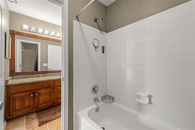 542 Fairway Drive, Woodstock, GA 30189