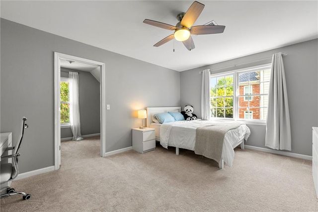 542 Fairway Drive, Woodstock, GA 30189