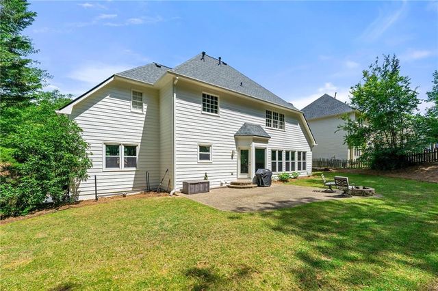 542 Fairway Drive, Woodstock, GA 30189