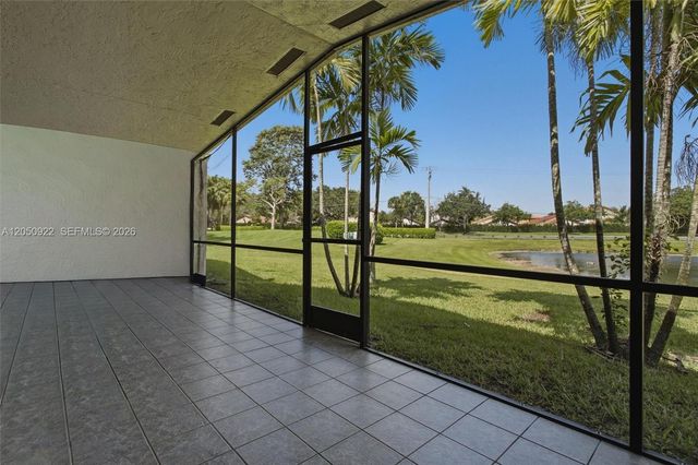 502 Woodgate Circle B, Sunrise, FL 33326