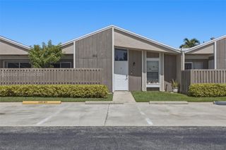 502 Woodgate Circle B, Sunrise, FL 33326