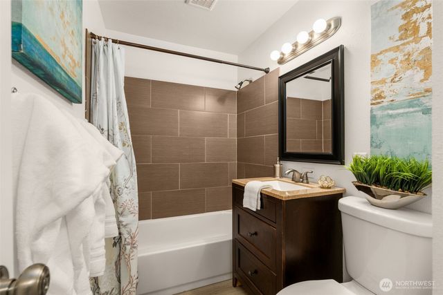 230 S 187th Street, Burien, WA 98148