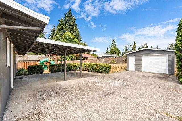 230 S 187th Street, Burien, WA 98148