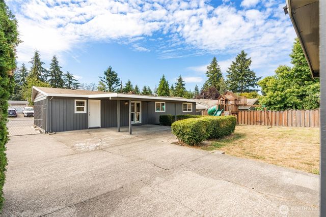 230 S 187th Street, Burien, WA 98148