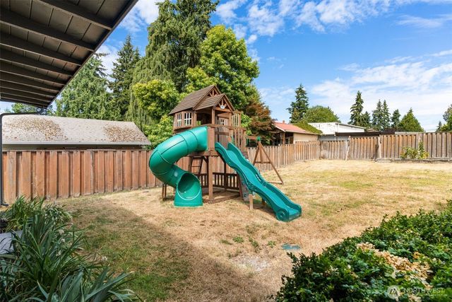 230 S 187th Street, Burien, WA 98148
