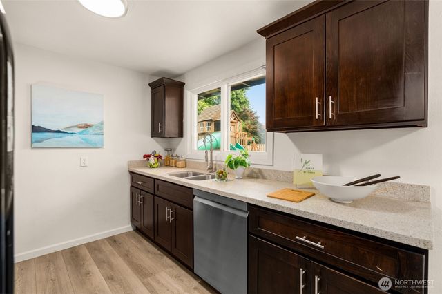 230 S 187th Street, Burien, WA 98148