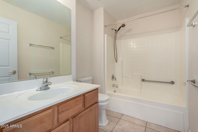 3153 E PEACH TREE Drive, Chandler, AZ 85249