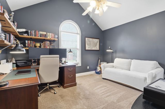 120 Jennings Cir, Tullahoma, TN 37388