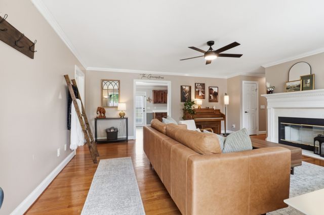 120 Jennings Cir, Tullahoma, TN 37388