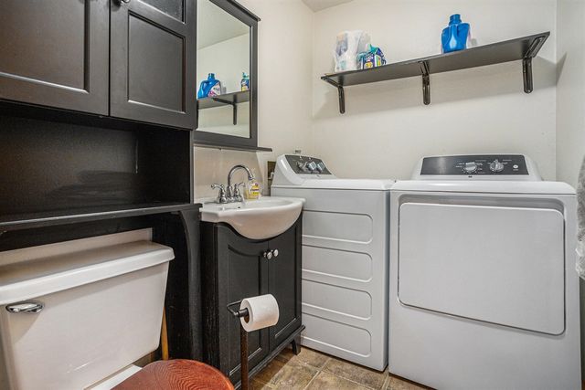 130 Benton Street, Bellevue, MI 49021