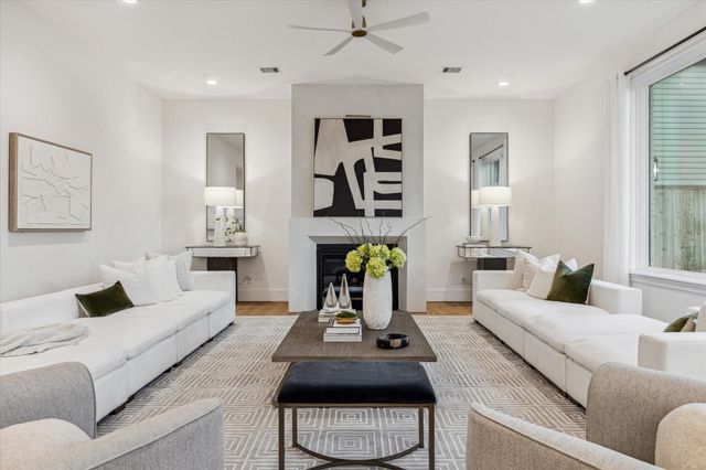 1618 Ronson Road, Houston, TX 77055