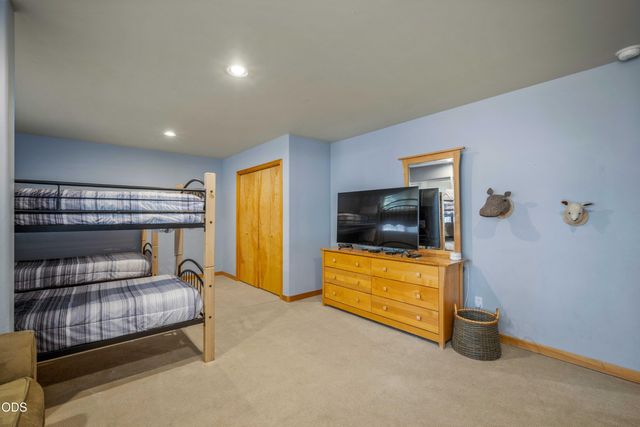 18130 Mt Baker Lane 4, Sunriver, OR 97707