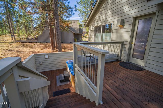 18130 Mt Baker Lane 4, Sunriver, OR 97707