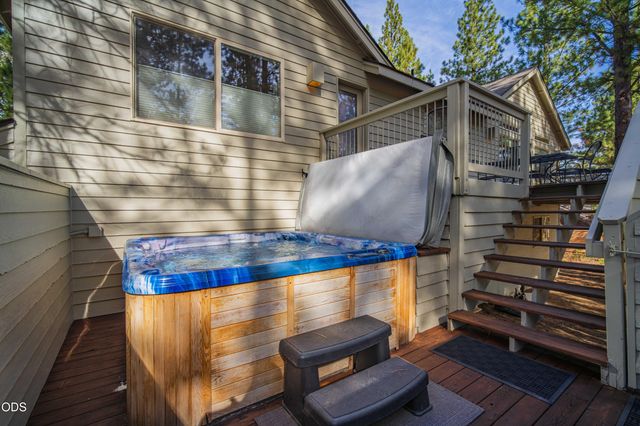 18130 Mt Baker Lane 4, Sunriver, OR 97707