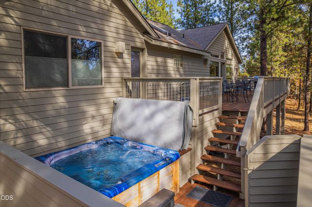 18130 Mt Baker Lane 4, Sunriver, OR 97707