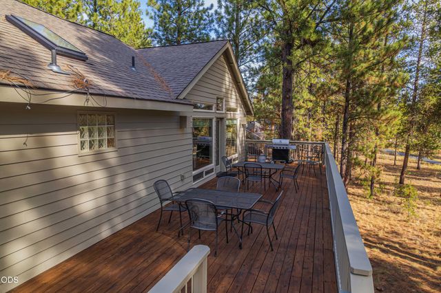 18130 Mt Baker Lane 4, Sunriver, OR 97707