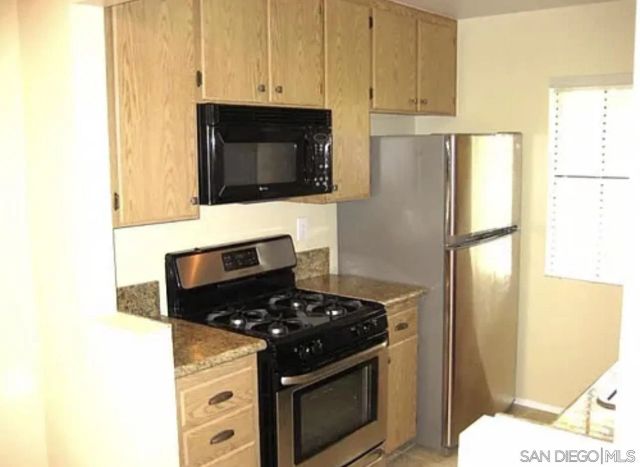 10353 Azuaga St 106, San Diego, CA 92129