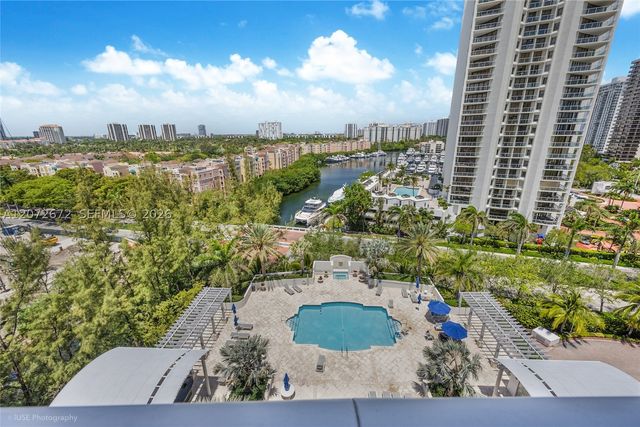 19400 Turnberry Way 922, Aventura, FL 33180