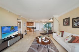 19400 Turnberry Way 922, Aventura, FL 33180