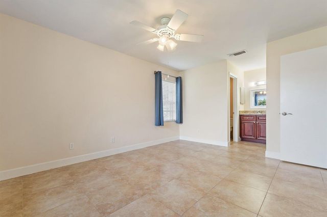 109 Doe Trail, Jupiter, FL 33458