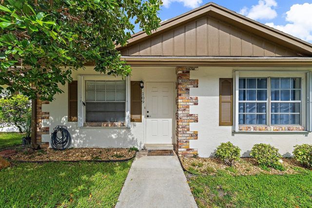 109 Doe Trail, Jupiter, FL 33458