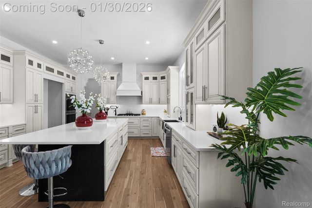 5321 rochester rd, Troy, MI 48058