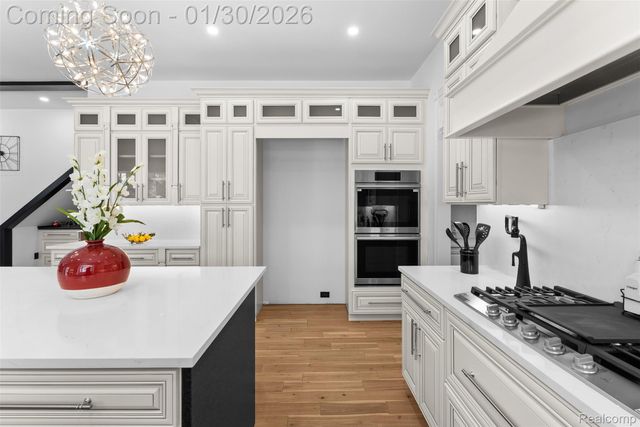 5321 rochester rd, Troy, MI 48058