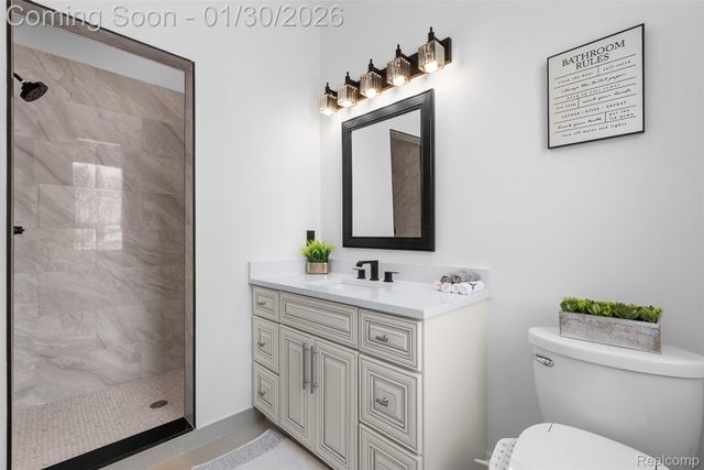 5321 rochester rd, Troy, MI 48058