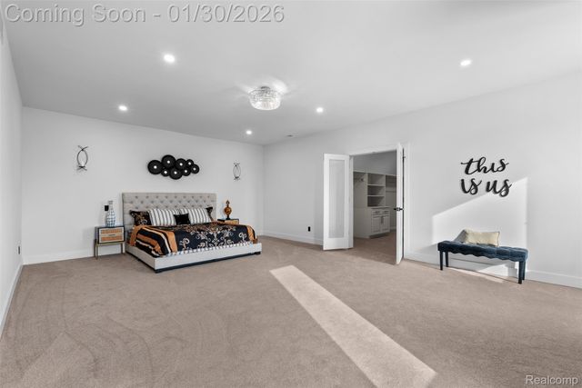 5321 rochester rd, Troy, MI 48058