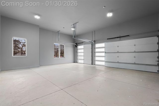 5321 rochester rd, Troy, MI 48058