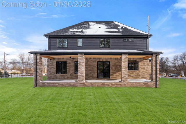 5321 rochester rd, Troy, MI 48058