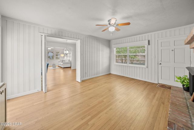301 Bunkers Cove Road, Panama City, FL 32401