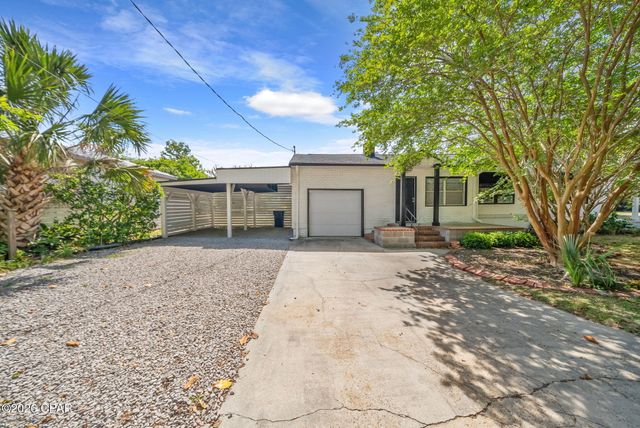 301 Bunkers Cove Road, Panama City, FL 32401