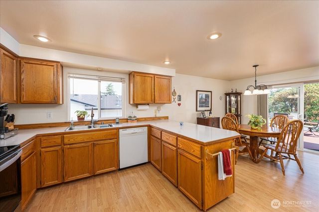 1890 Edgewood Drive, Camano Island, WA 98282