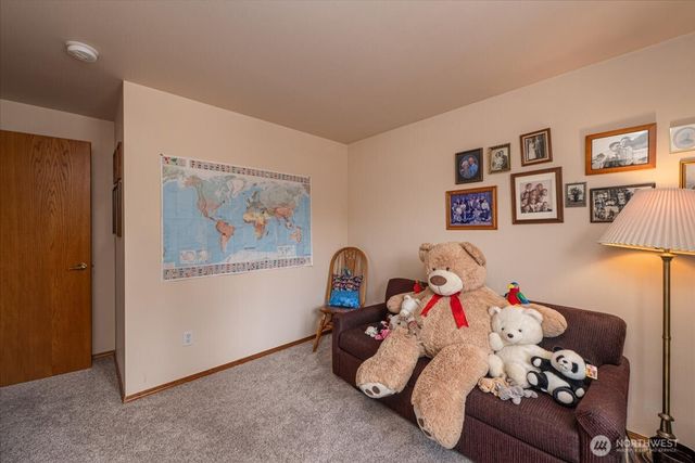 1890 Edgewood Drive, Camano Island, WA 98282