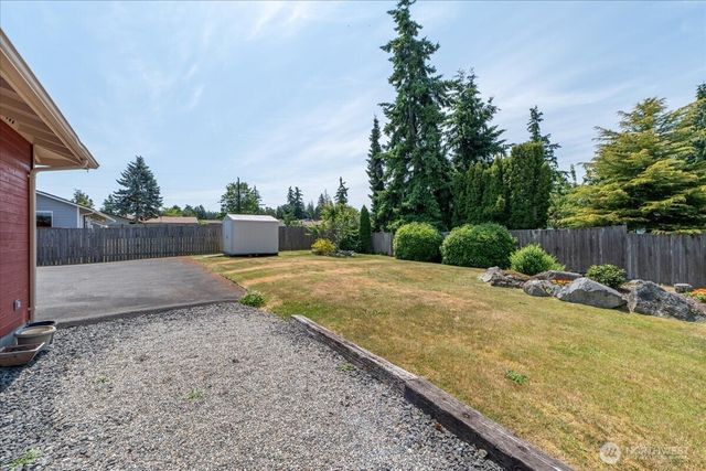 1890 Edgewood Drive, Camano Island, WA 98282