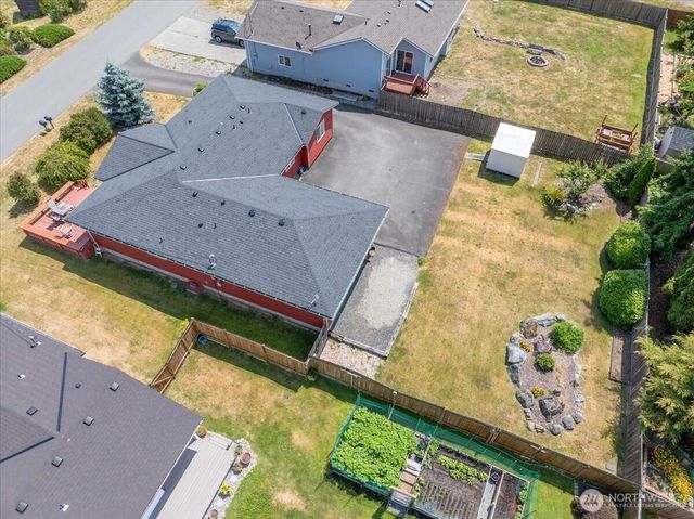 1890 Edgewood Drive, Camano Island, WA 98282