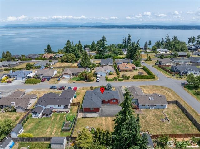 1890 Edgewood Drive, Camano Island, WA 98282