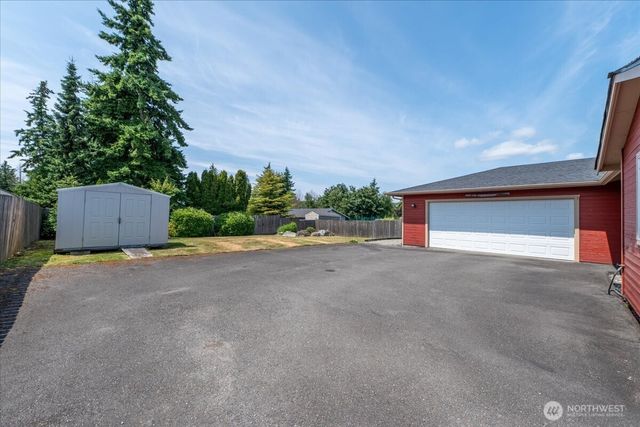 1890 Edgewood Drive, Camano Island, WA 98282