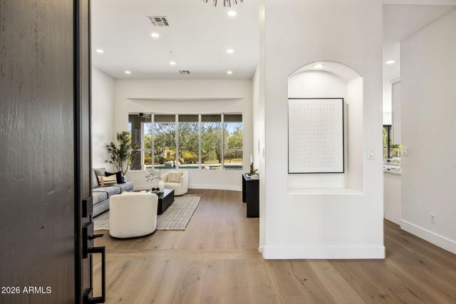 27467 N 75th Way, Scottsdale, AZ 85266