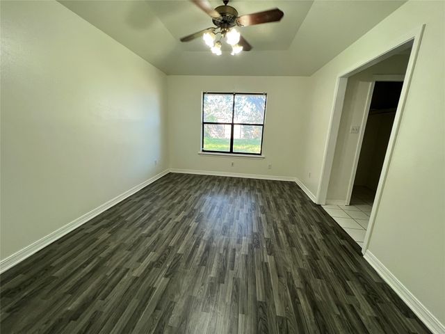 5335 Lauri Lane, Bossier City, LA 71112