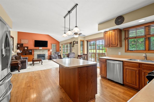 7704 S 10th Street, Kalamazoo, MI 49009