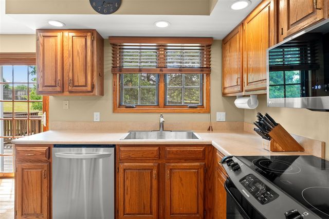 7704 S 10th Street, Kalamazoo, MI 49009